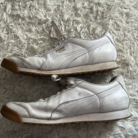 Pair of Puma Romas. White/gold. Size 11.5 - Picture 3 of 3